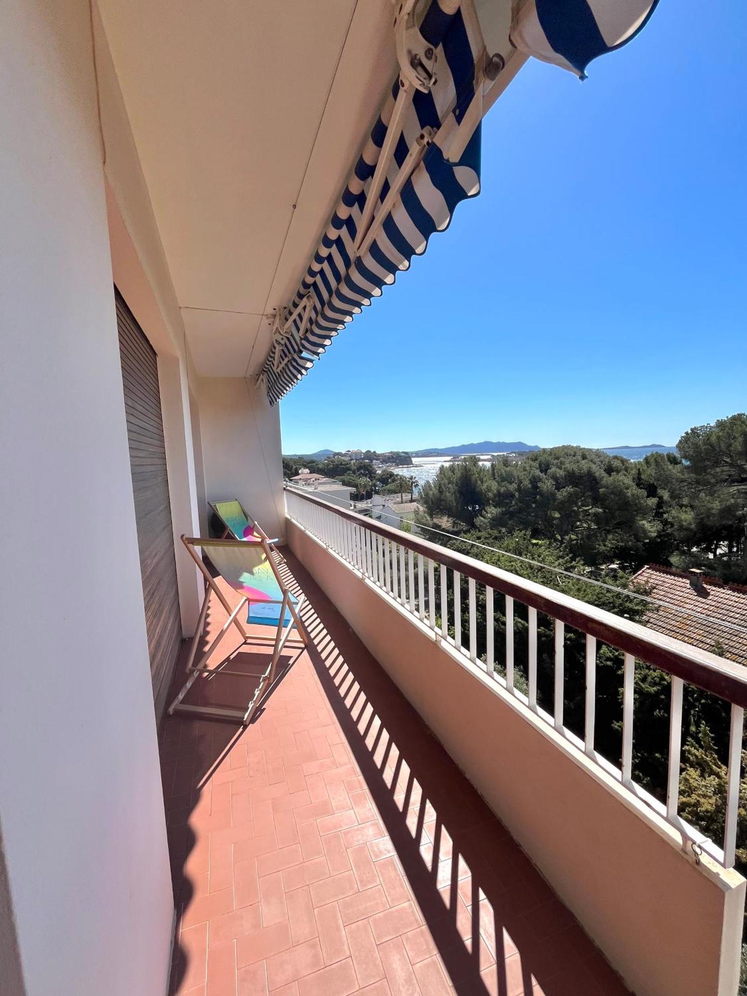 Appartement T3 Terrasse Vue Mer 방돌 외부 사진