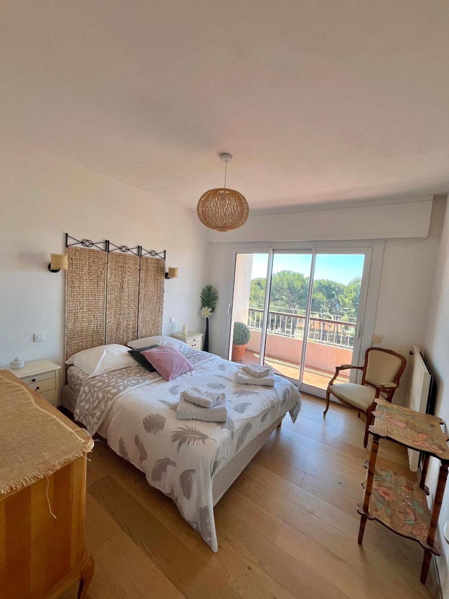 Appartement T3 Terrasse Vue Mer 방돌 외부 사진